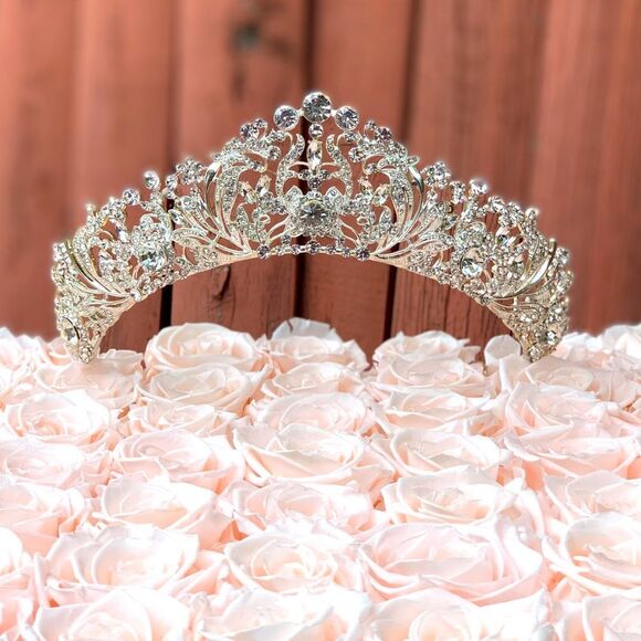 Accessories - Swarovski Crystal Bridal Tiara Crown Brand New